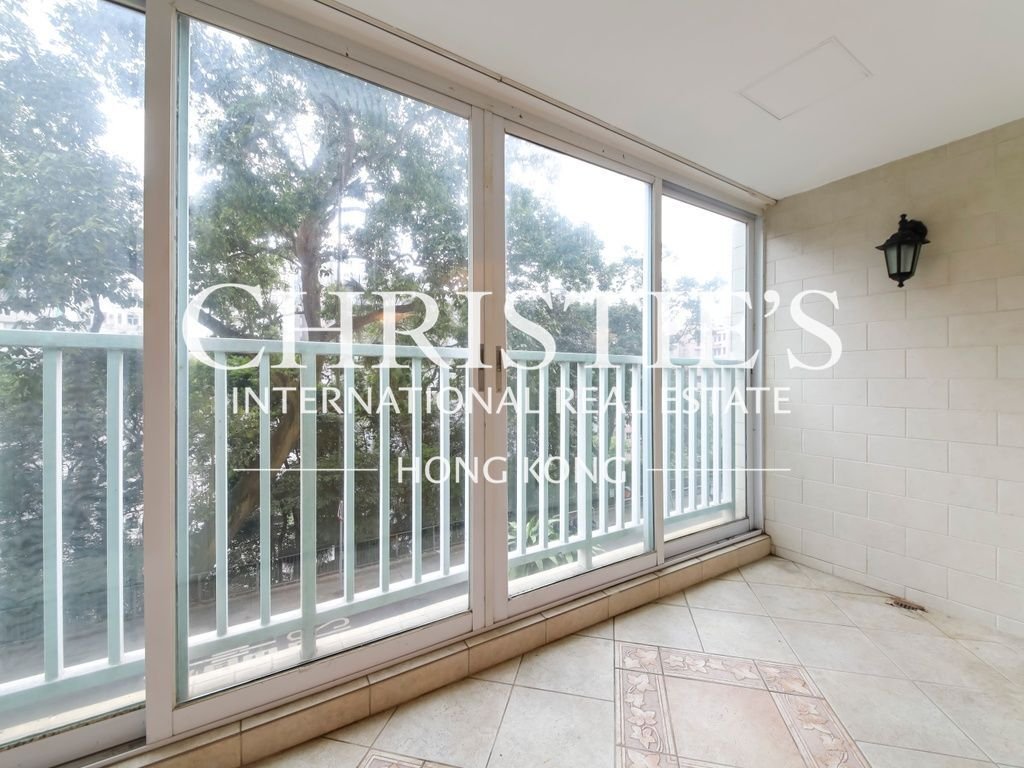 Apartment in Hong Kong, Hong Kong 2 - 18080469