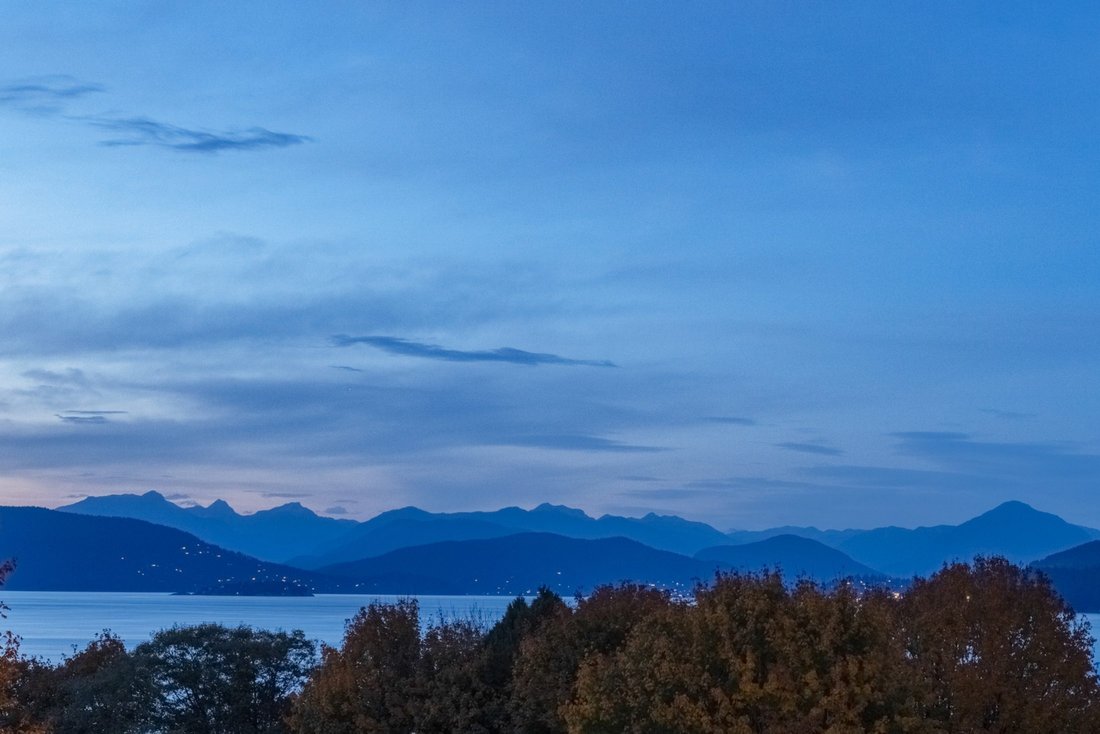 Estate in University Endowment Lands, British Columbia, Canada 3 - 18080068