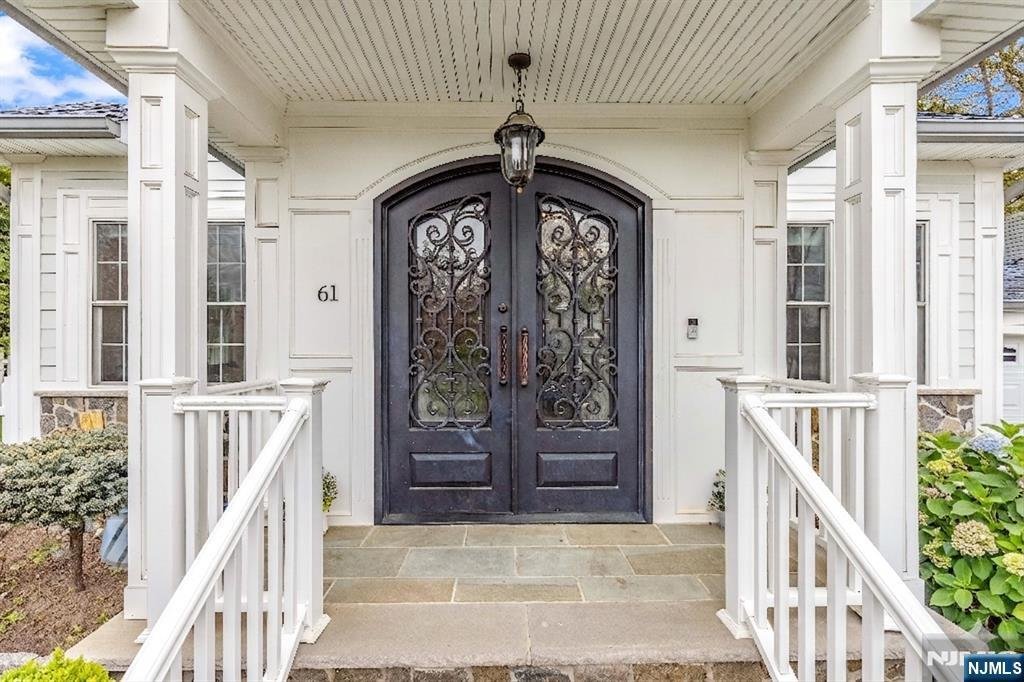 House in Cresskill, New Jersey, United States 2 - 18080015