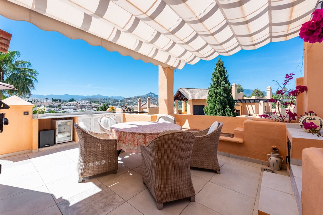 Penthouse in Estepona, Andalusia, Spain 1 - 18080127