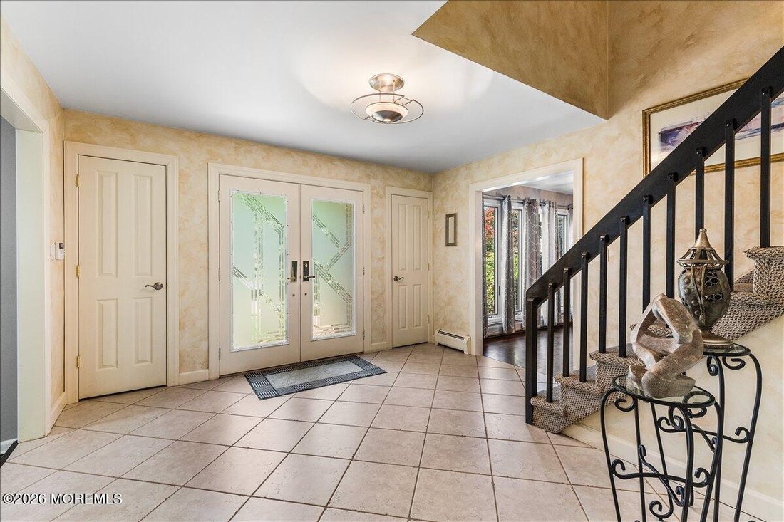 House in Marlboro Township, New Jersey, United States 5 - 18080081