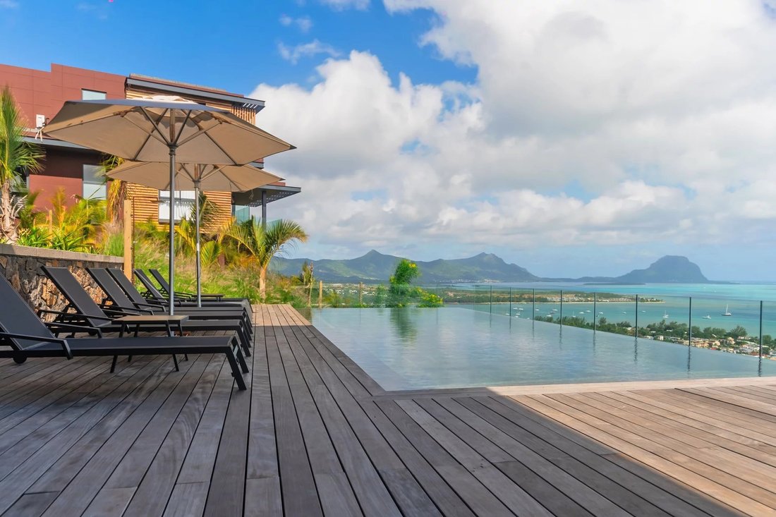 Villa in Black River, Rivière Noire District, Mauritius 2 - 18079999