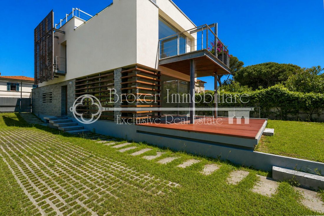 Villa in Lido di Camaiore, Camaiore, Tuscany 2 - 18080186