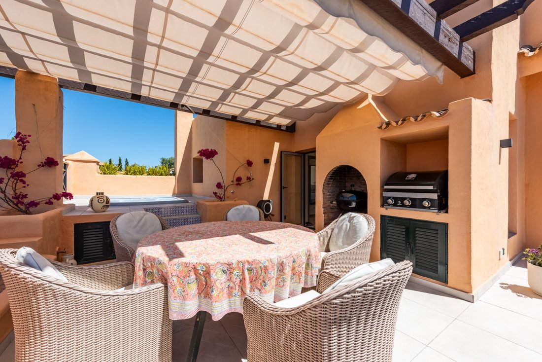 Penthouse in Estepona, Andalusia, Spain 4 - 18080127