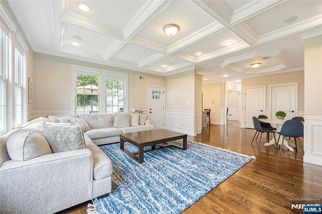 House in Cresskill, New Jersey, United States 4 - 18080015