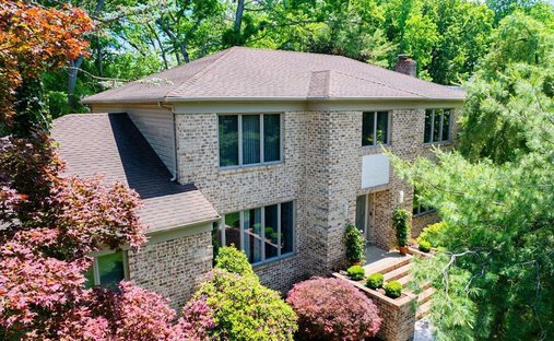 House in Marlboro Township, New Jersey, United States 1
