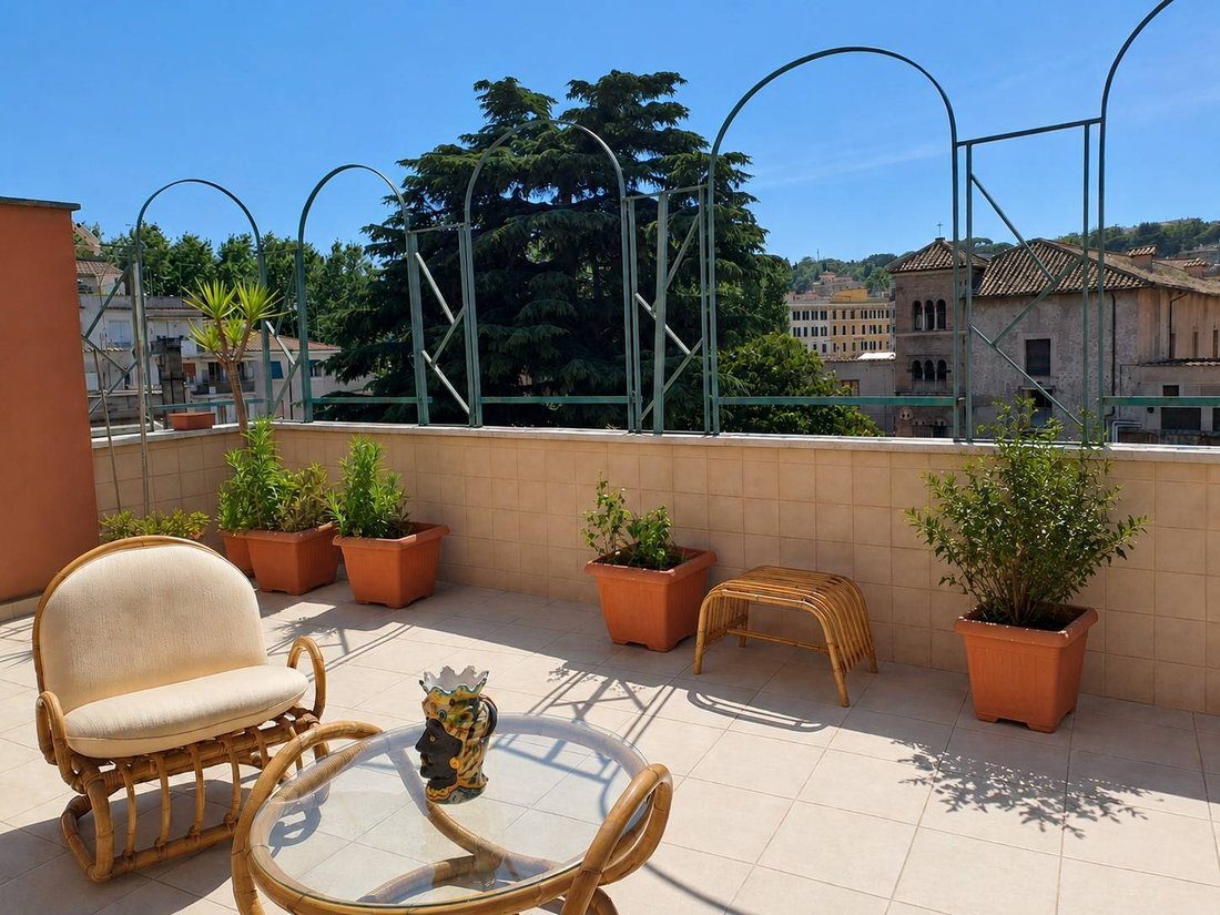 Apartment in Trastevere, Rome, Italy 2 - 18080086