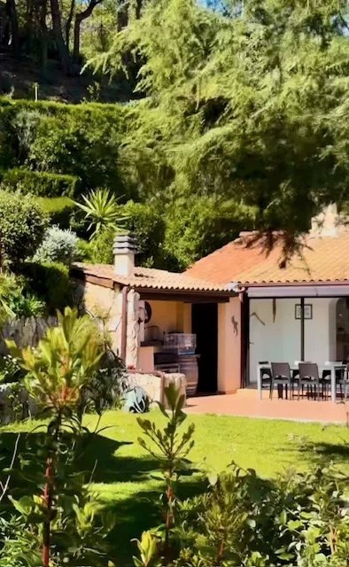 House in Menton, Provence-Alpes-Côte d'Azur, France 1 - 17544481