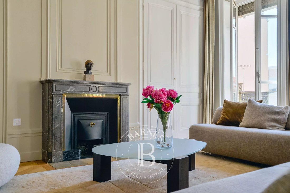 Apartment in Les Brotteaux-Bellecombe-Masséna, Lyon 6e Arrondissement, Lyon 1 - 18080200