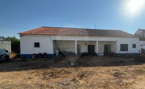 Farm Ranch in Biscainho, Santarem District, Portugal 1