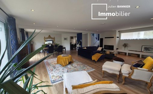 House in Keryado-Saint Armel, Lorient, France 1