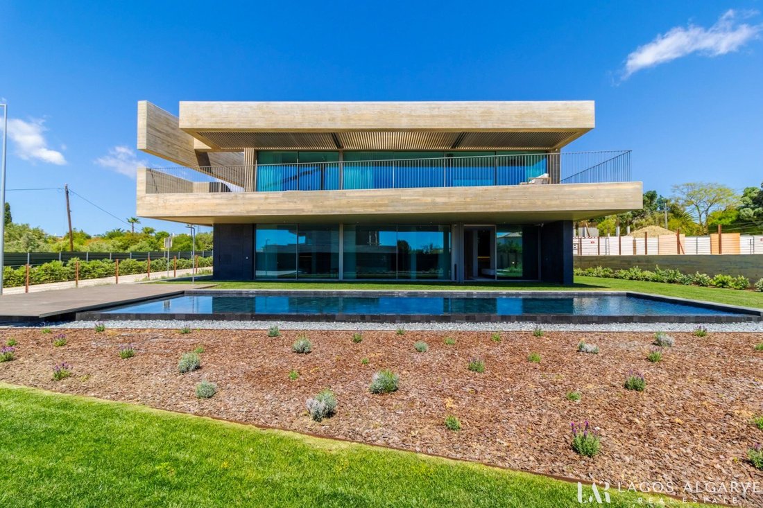 Villa in Praia da Luz, Algarve, Portugal 1 - 16202870