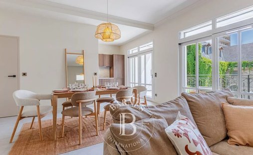 Apartment in Centre Ville Nord, Aix-les-Bains, France 1