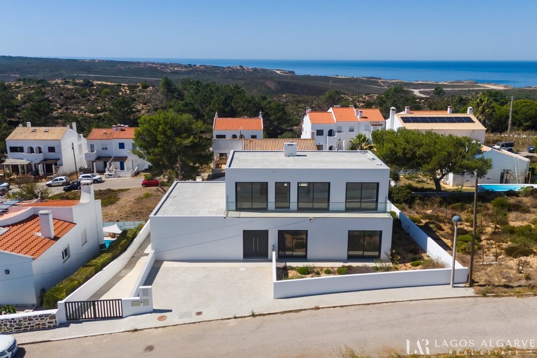 Villa in Aljezur, Algarve, Portugal 2 - 16282512
