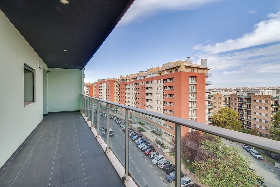 Apartment in Odivelas, Lisbon, Portugal 2 - 16616653