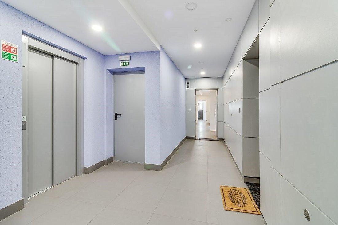 Apartment in Odivelas, Lisbon, Portugal 4 - 16616653