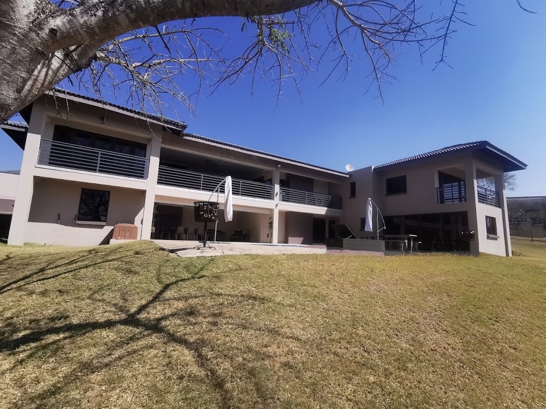House in Mbombela, Mpumalanga, South Africa 1 - 18080601