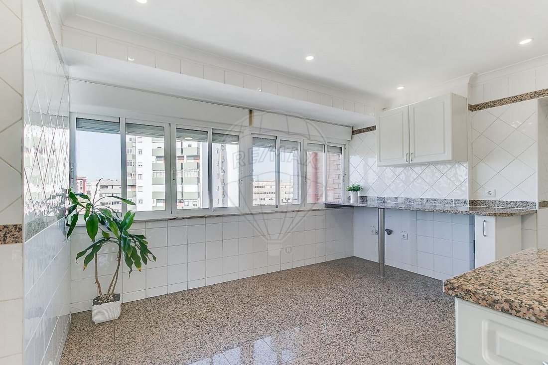 Apartment in Olivais, Lisbon, Portugal 3 - 16996394