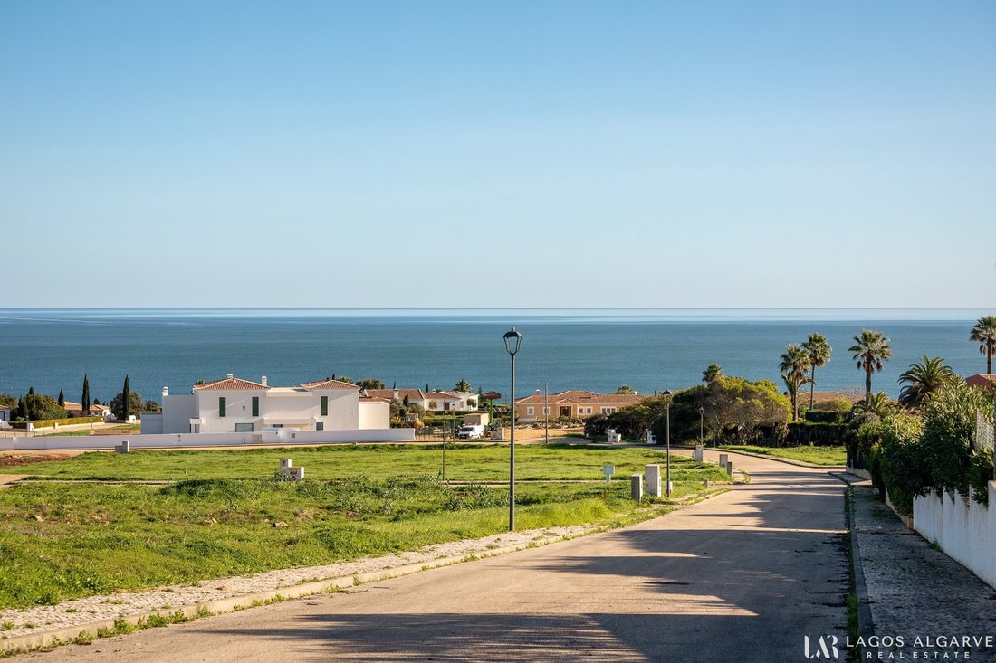 Land in Praia da Luz, Algarve, Portugal 1 - 16202674