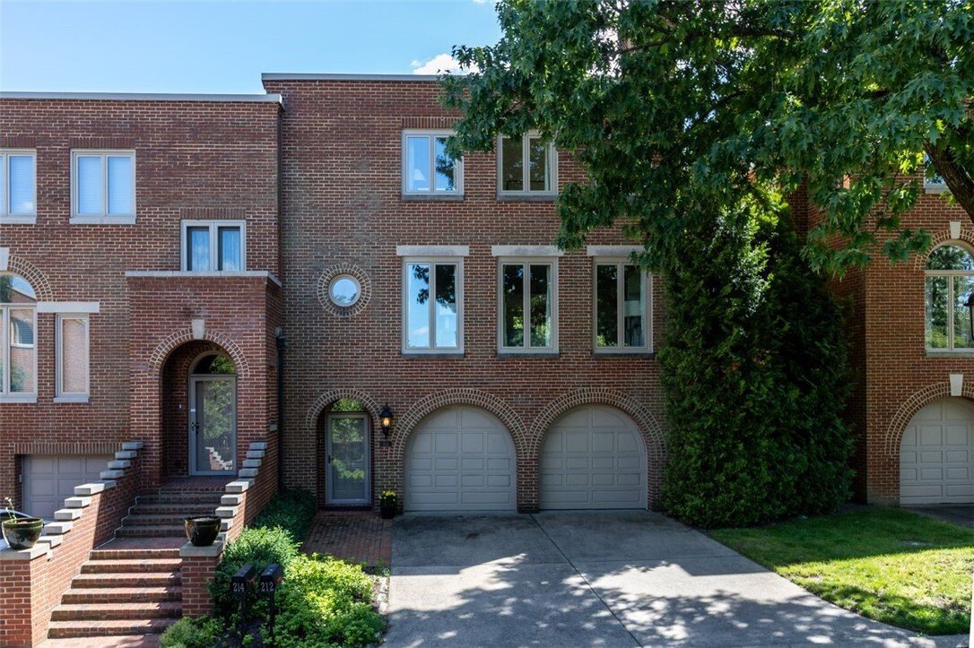 Townhouse in Pittsburgh, Pennsylvania, United States 2 - 18080233