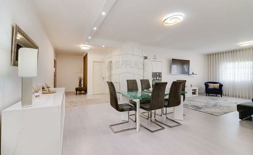 Apartment in Malveira e Sao Miguel de Alcainca, Lisbon, Portugal 1