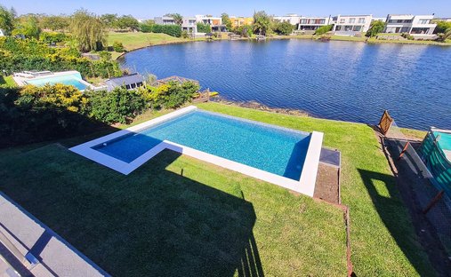 Haus in Belén de Escobar, Provinz Buenos Aires, Argentinien 1
