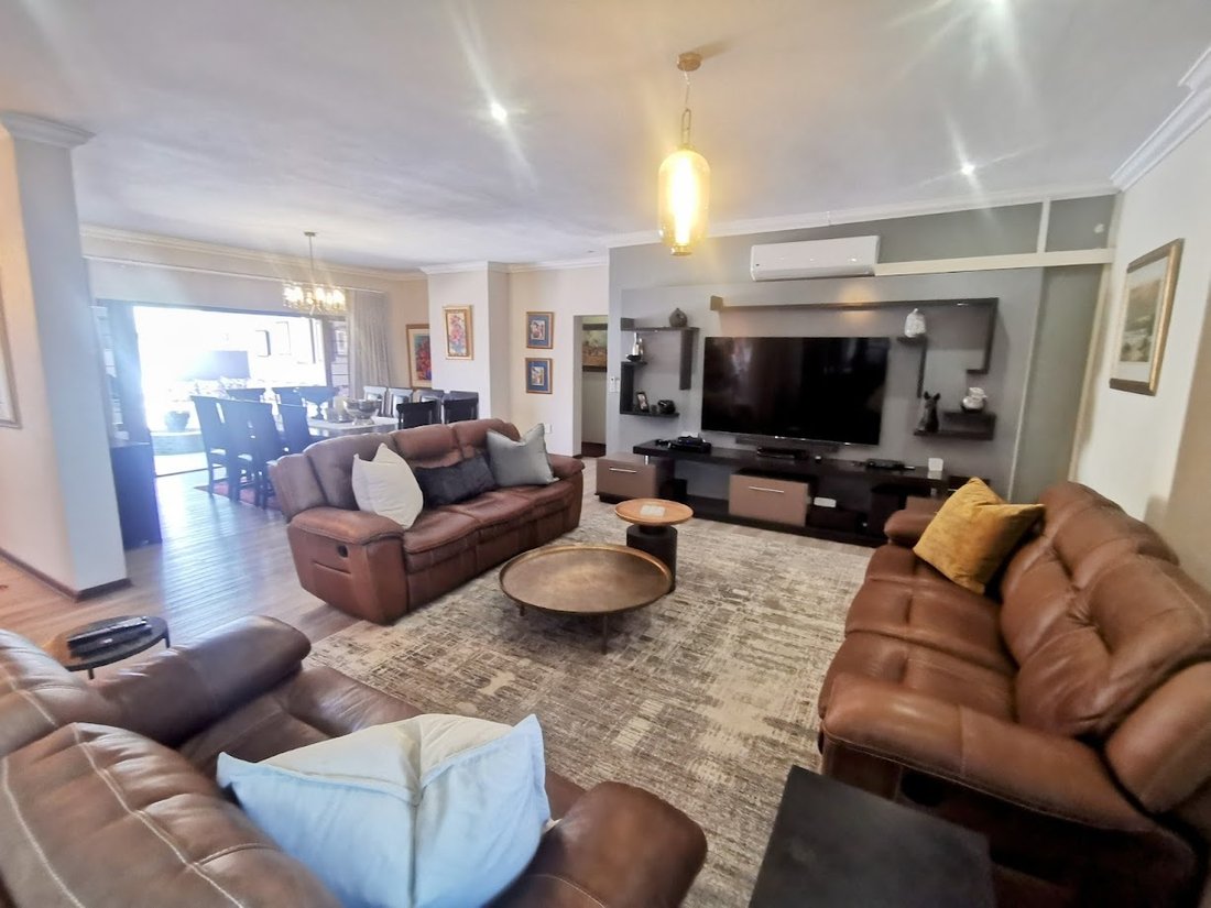 House in Mbombela, Mpumalanga, South Africa 5 - 18080601