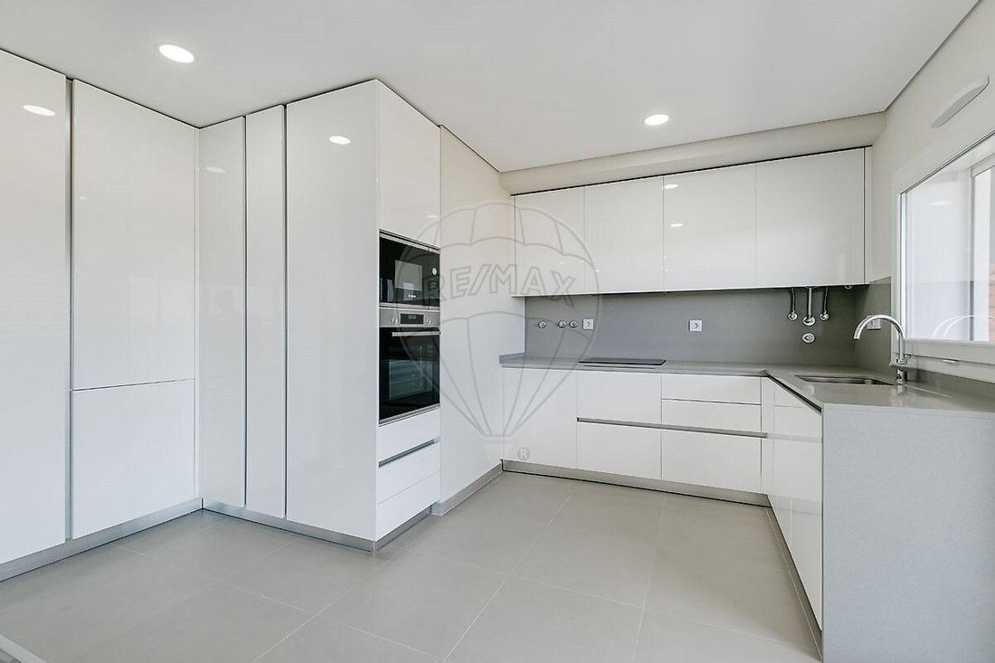 Apartment in Póvoa de Santo Adrião, Lisbon, Portugal 5 - 14160818
