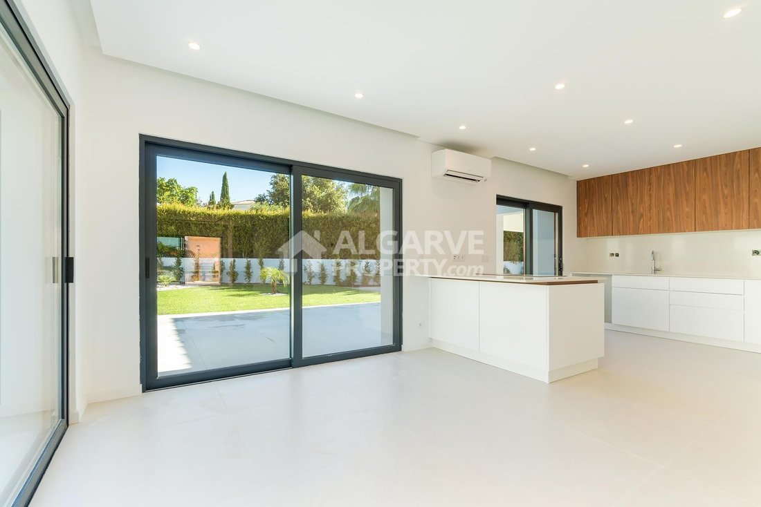Villa in Vilamoura, Quarteira, Algarve 5 - 16568312