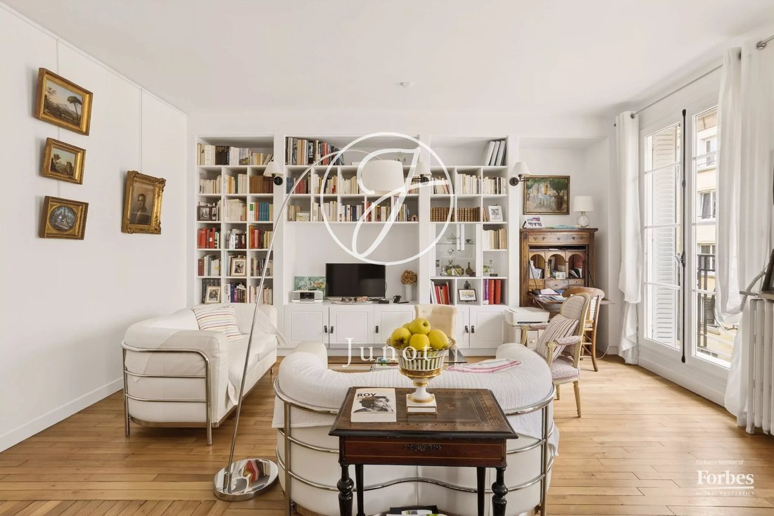 Appartement à Muette Sud, Paris 16e Arrondissement, Paris 5 - 18080208