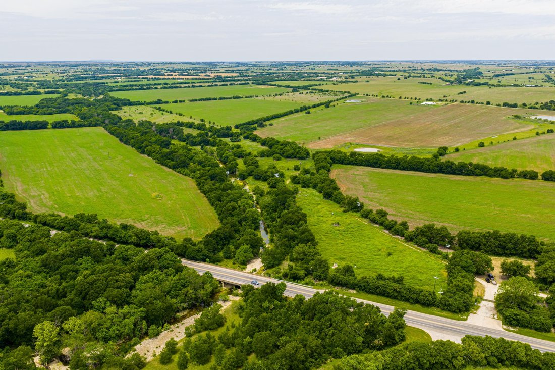 Farm Ranch in Cleburne, Texas, United States 1 - 18080259