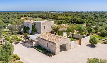 Rancho en Felanich, Islas Baleares, España 1