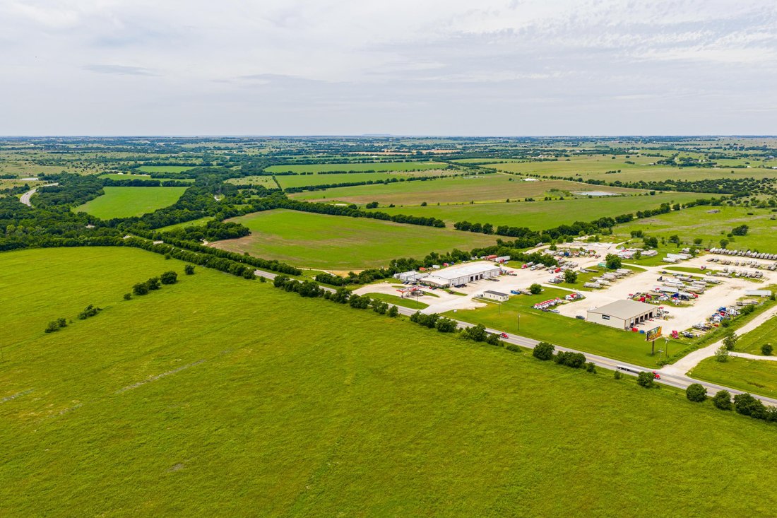 Farm Ranch in Cleburne, Texas, United States 3 - 18080259