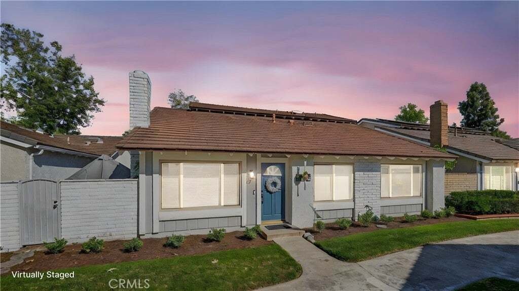 House in Santa Ana, California, United States 1 - 17454126