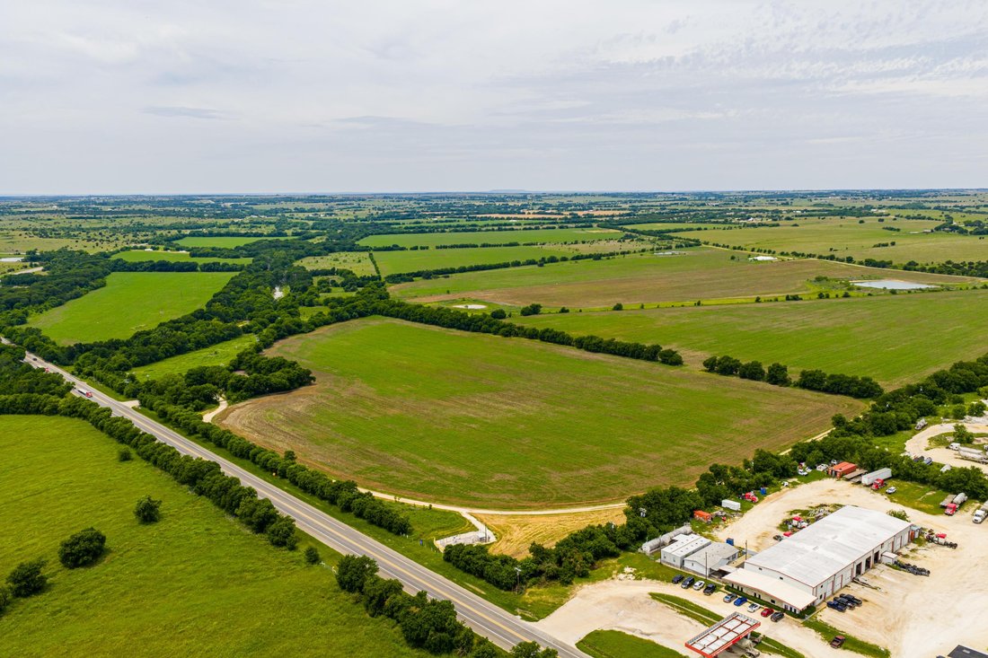 Farm Ranch in Cleburne, Texas, United States 2 - 18080259