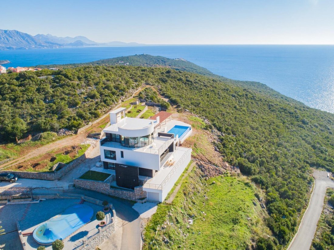Villa in Krimovica, Kotor Municipality, Montenegro 4 - 18080300
