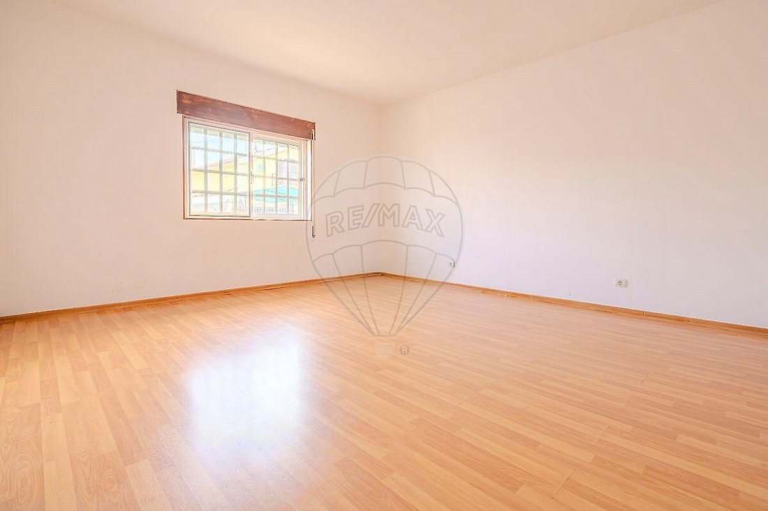 Villa a Santa Iria de Azoia, Sao Joao da Talha e Bobadela, Lisbona, Portogallo 2 - 17067616