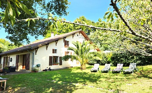 Villa in Montfort-en-Chalosse, Nouvelle-Aquitaine, France 1