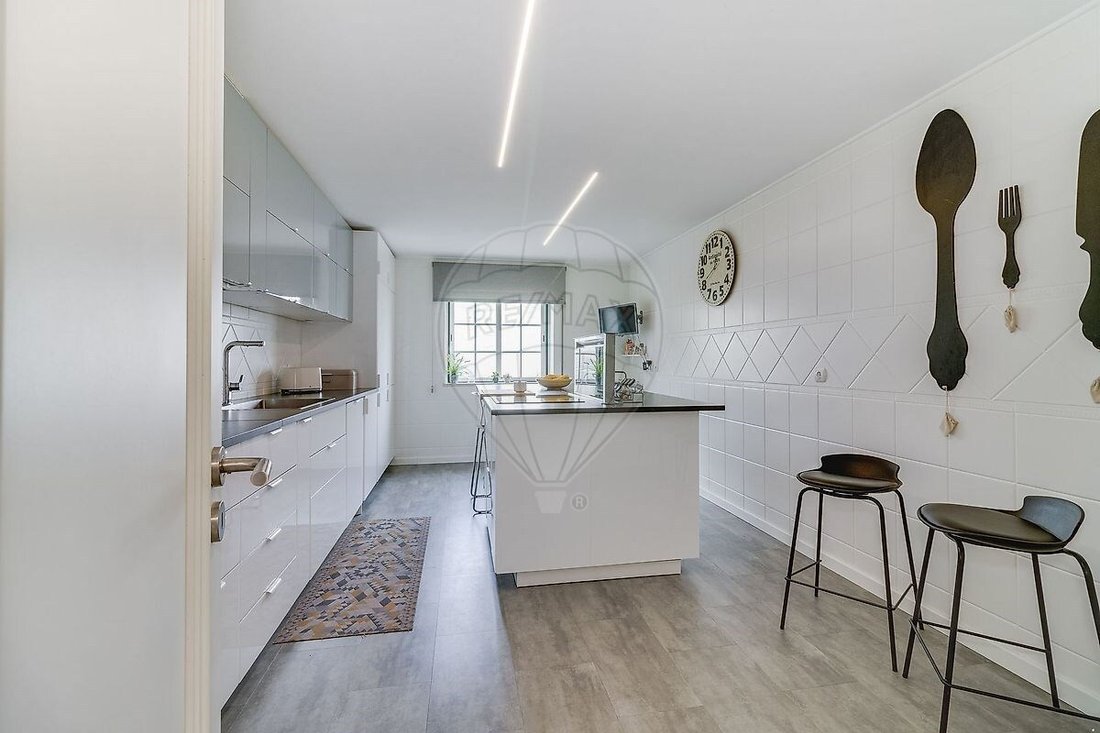 Apartment in Malveira e Sao Miguel de Alcainca, Lisbon, Portugal 3 - 17529932