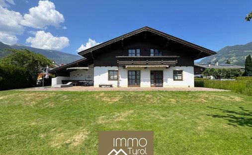 Haus in Vomp, Tirol, Österreich 1