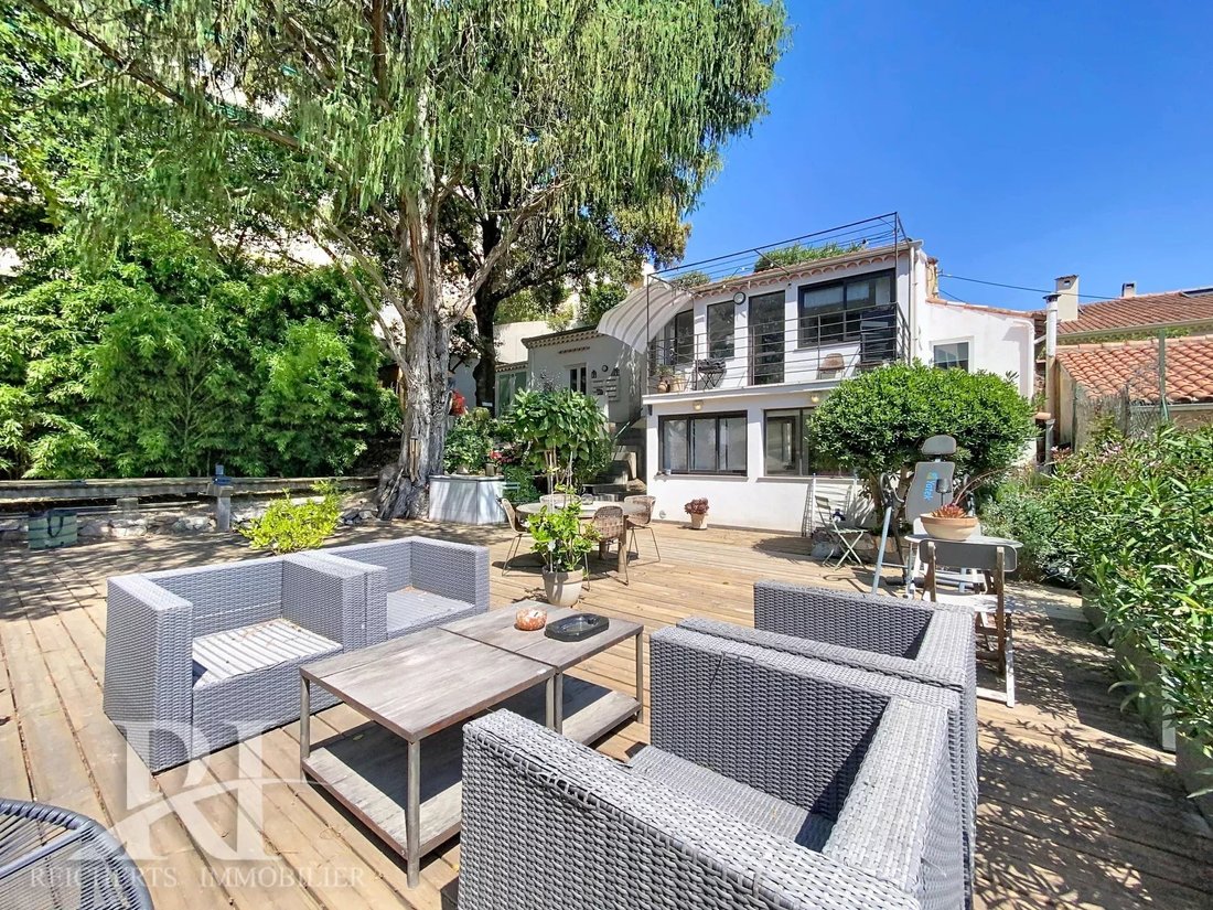 House in Cannes, Provence-Alpes-Côte d'Azur, France 1 - 18080192