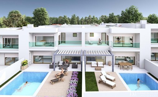 Villa in Praia da Luz, Algarve, Portugal 1
