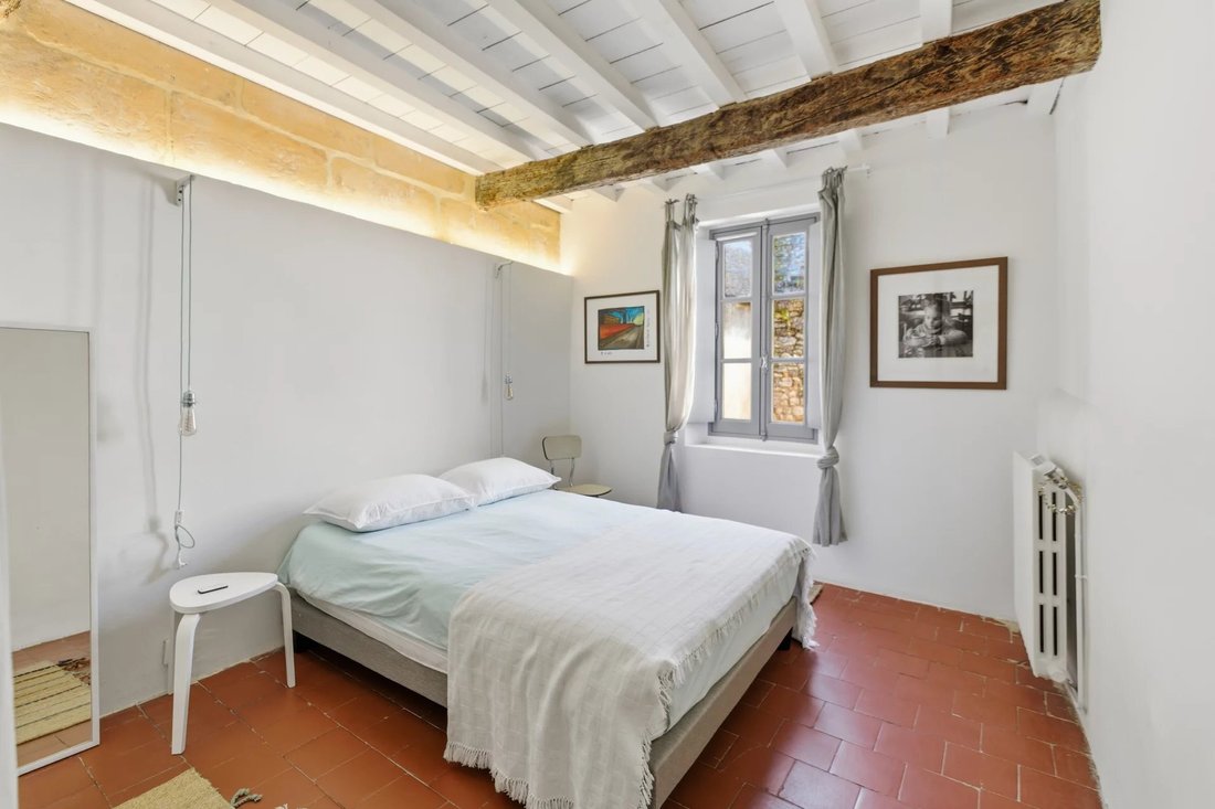 Townhouse in Arles, Provence-Alpes-Côte d'Azur, France 5 - 17235021