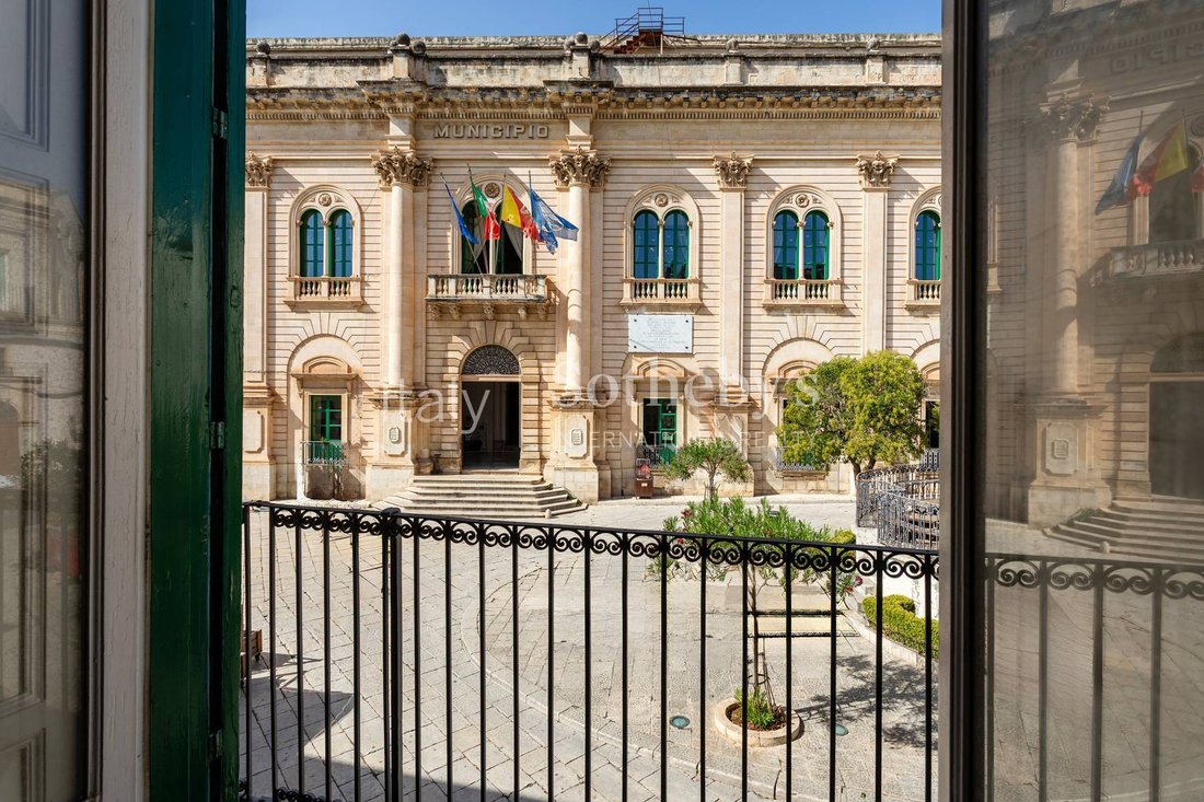 House in Center, Scicli, Sicily 2 - 18080690