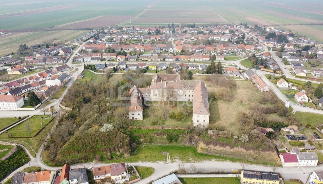 Rabensburg, Lower Austria, Austria 2 - 18080307