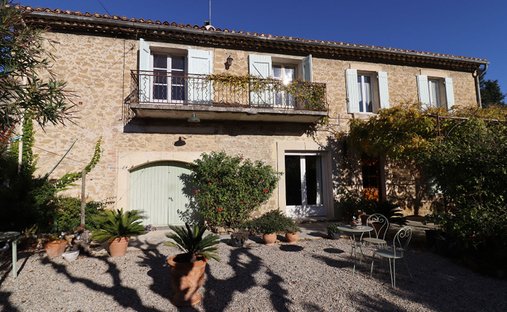 Villa in Cavaillon, Provence-Alpes-Côte d'Azur, France 1