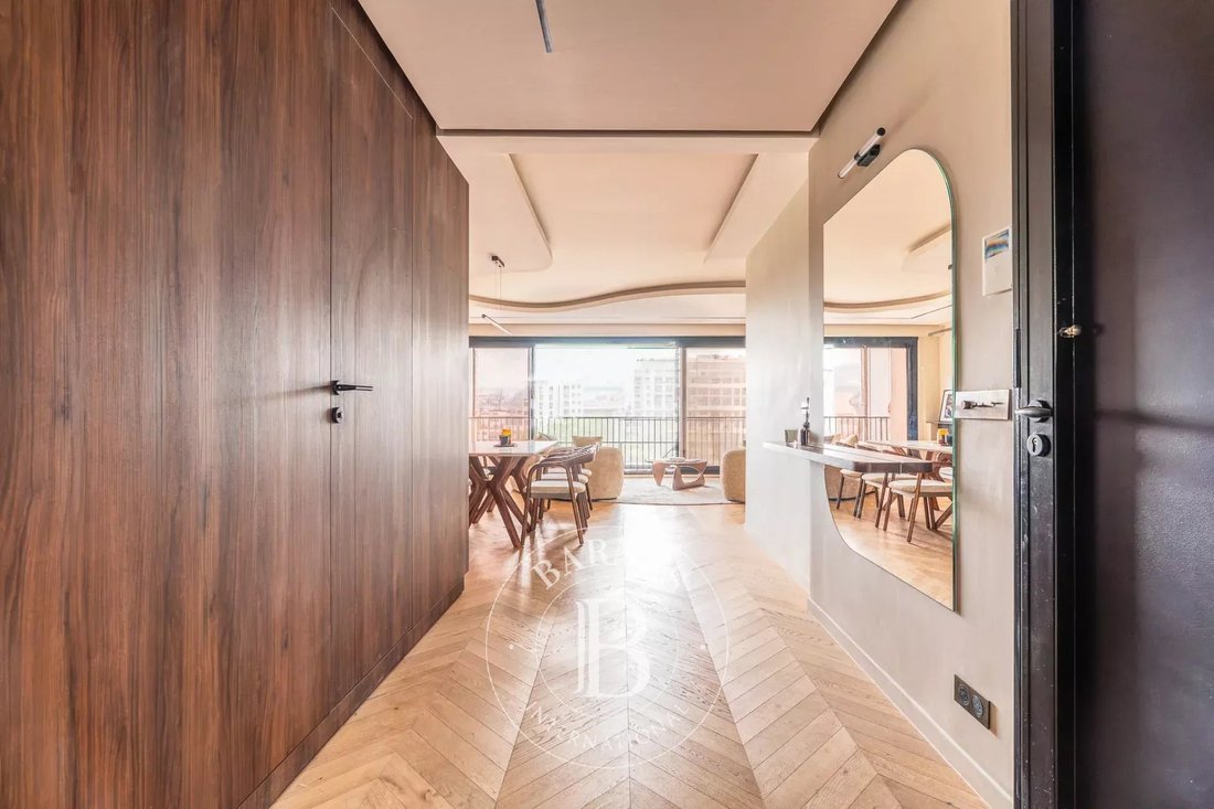 Apartment in Auteuil Nord, Paris 16e Arrondissement, Paris 3 - 18080213