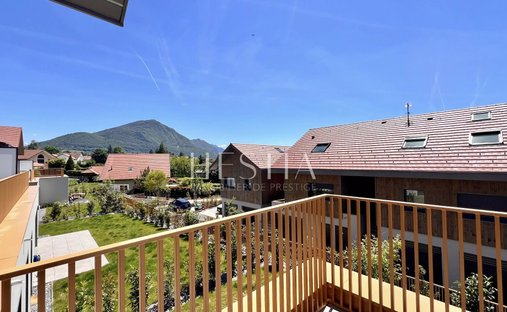 Appartamento a Annecy-le-Vieux, Annecy, Francia 1