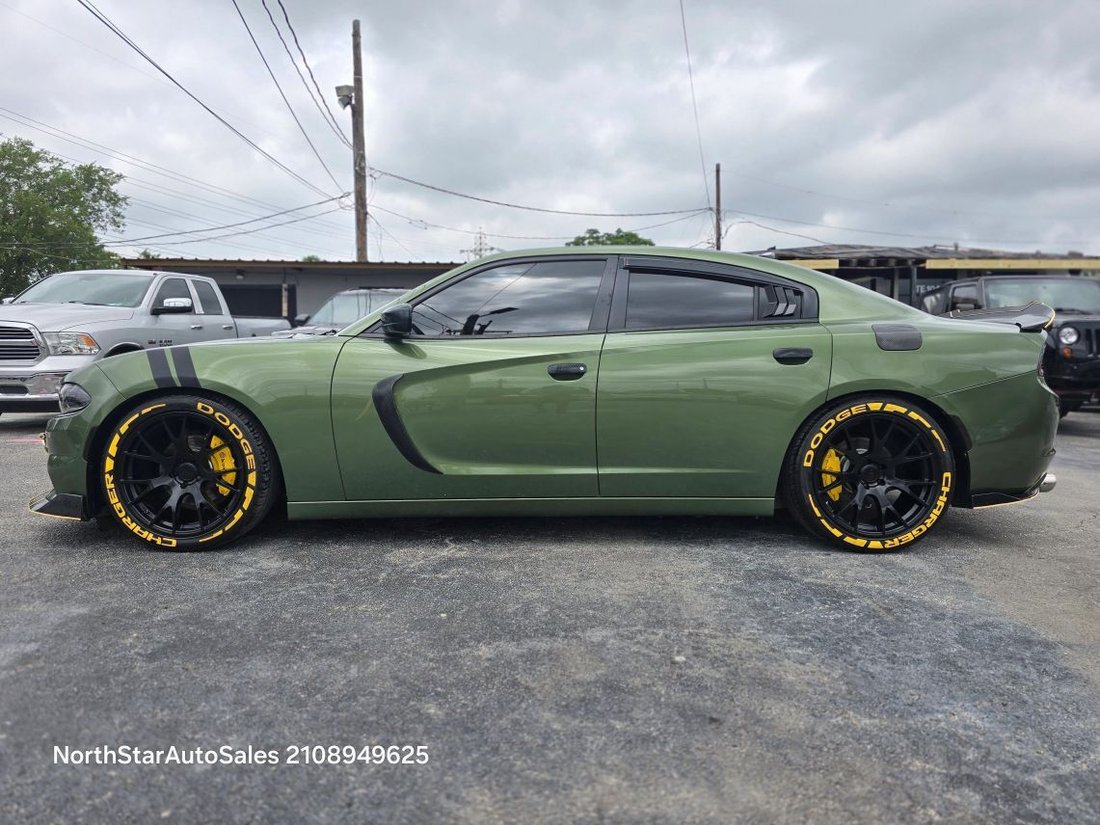 Sedan in San Antonio, TX, United States 5 - 18080486