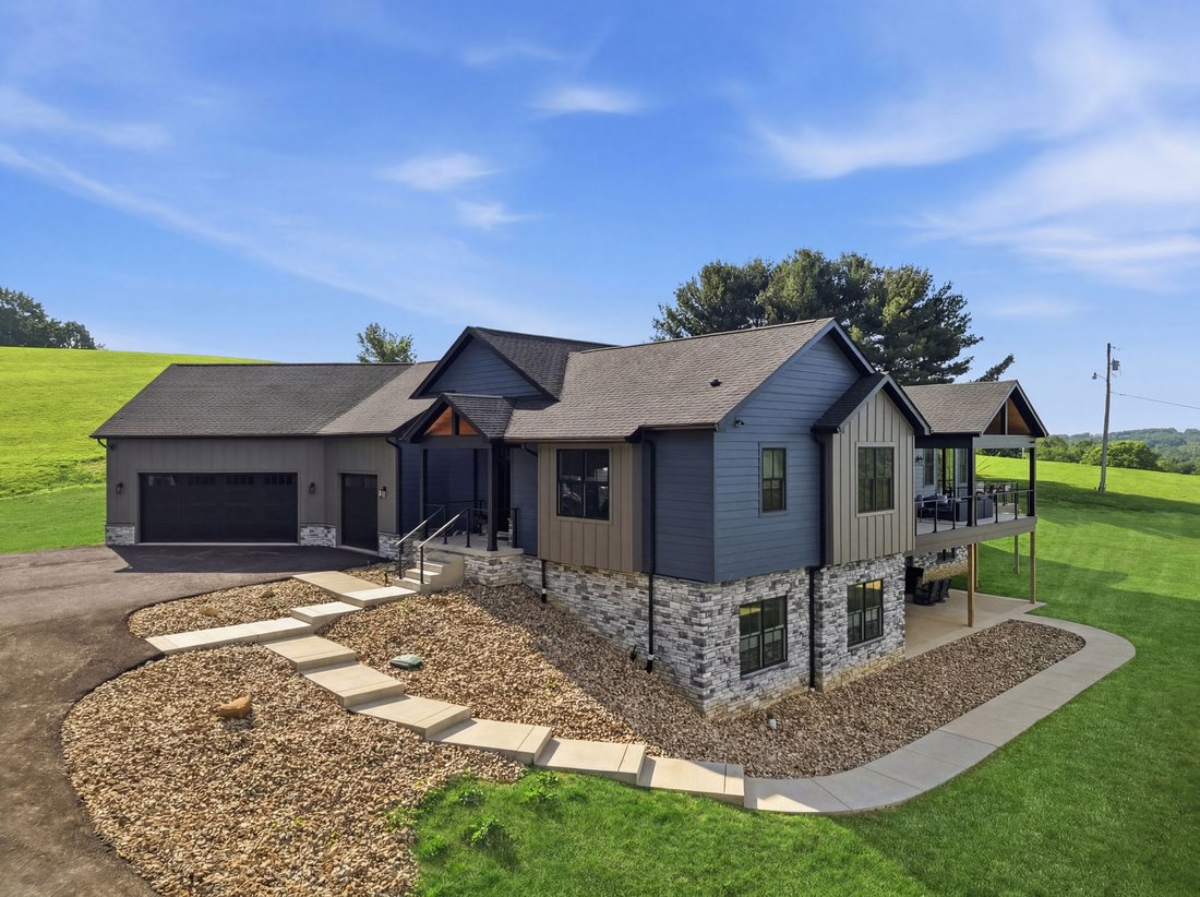 House in Canonsburg, Pennsylvania, United States 1 - 18080727